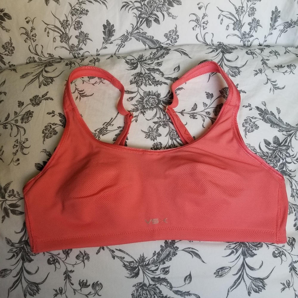 NWT Victoria's Secret Sport Bra